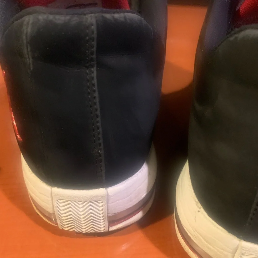Jordan Men's Sneakers in Black and Red